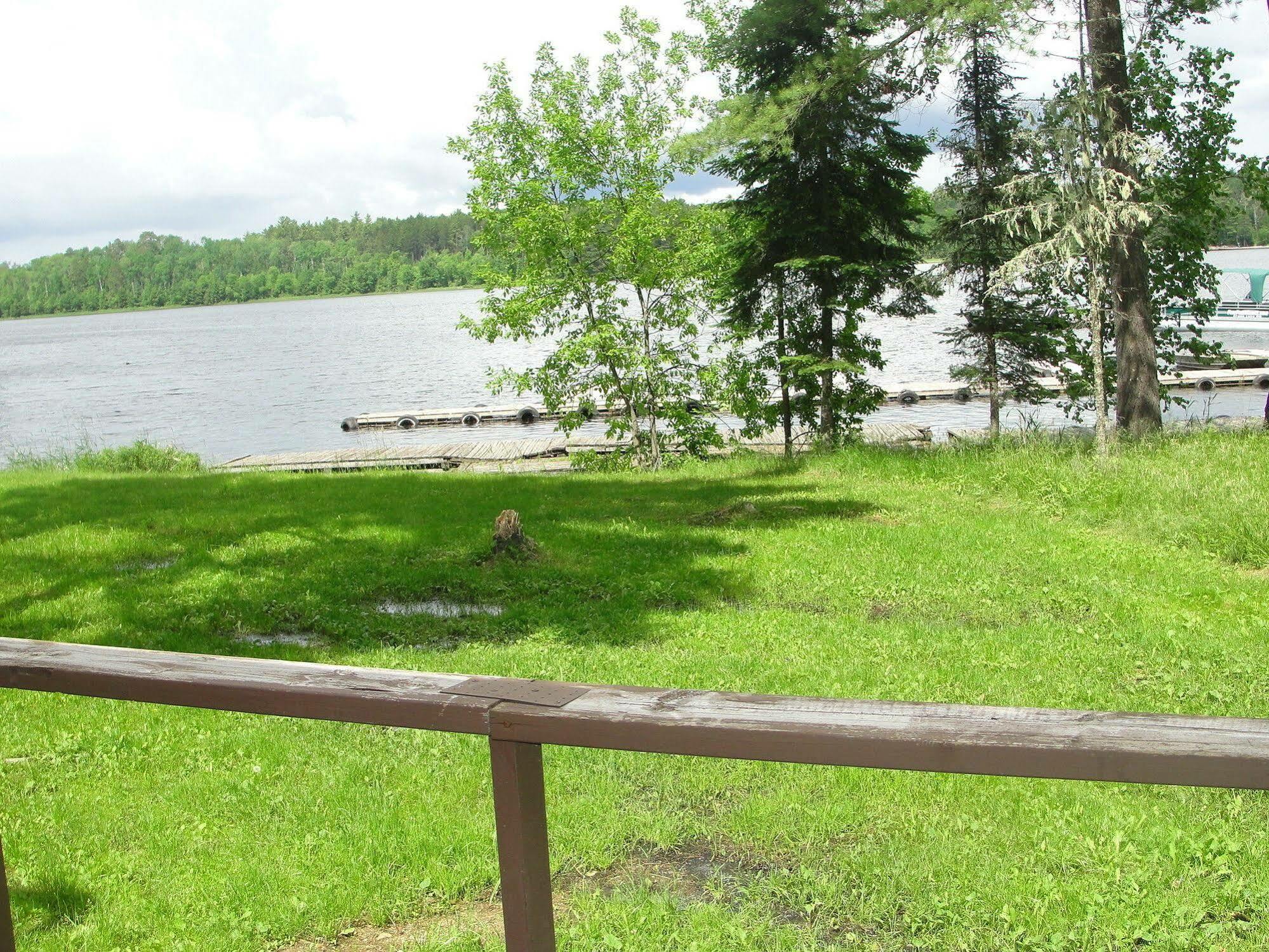 Crane Lake Pine Point Lodge Resort & Motel المظهر الخارجي الصورة